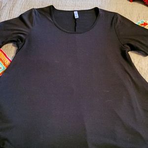 Lularoe Perfect Tee L